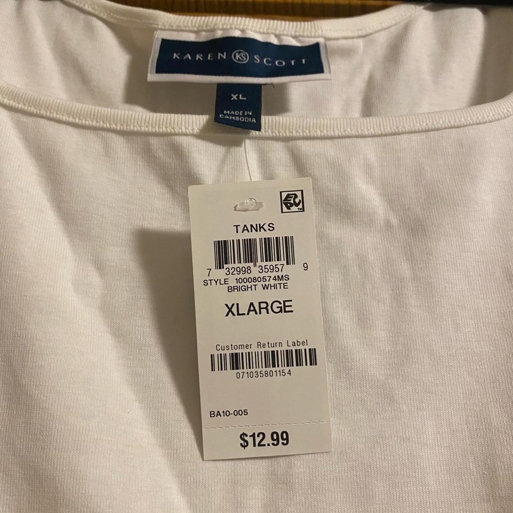 Karen Scott XL white tank top.